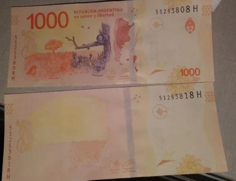 billete de $1.000 error g_20210927