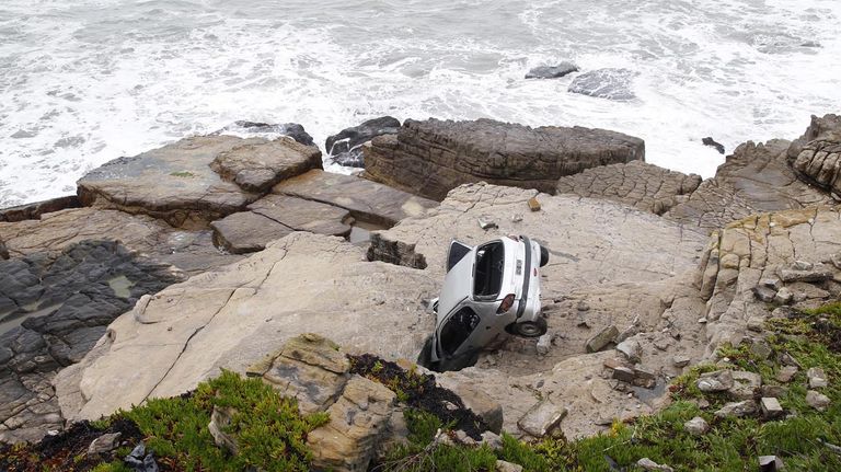 Auto despistado en Mar del Plata 20210923