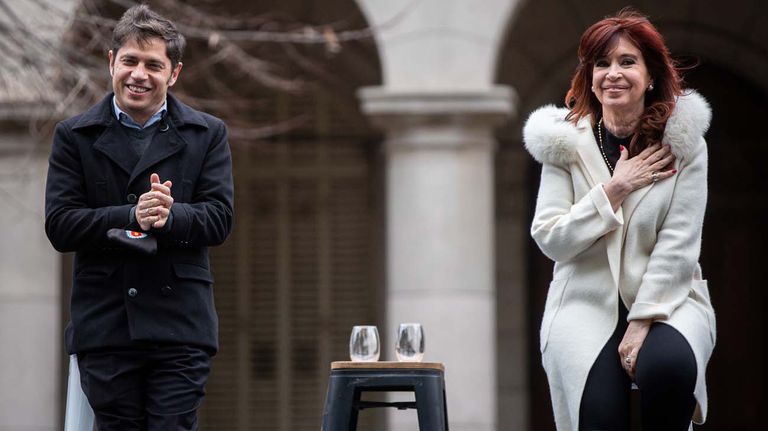 Doble vara. Reapareció Cristina Kirchner para decirnos que no hagamos lo que ella suele hacer.