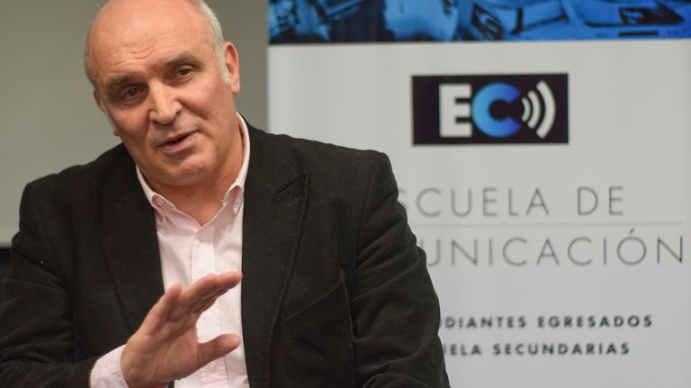 LUIS ESPERT EN ESCUELA PERFIL 20220517