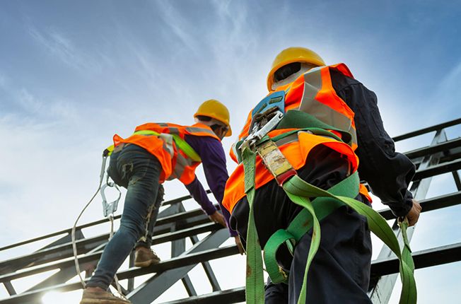 Obreros trabajando