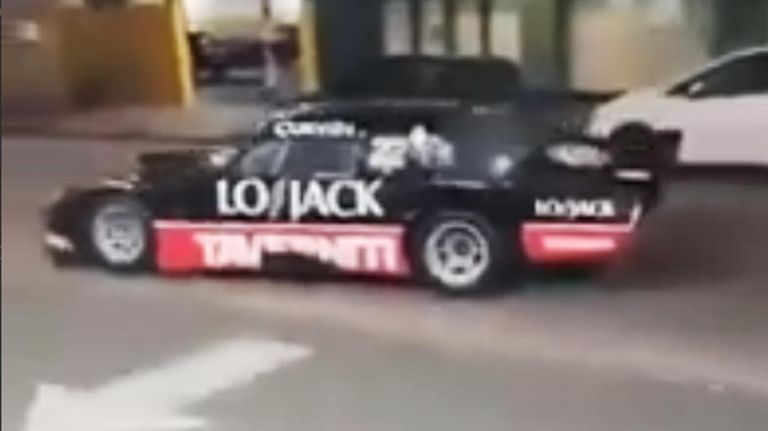 Marcos Di Palma a los trompos en Pergamino