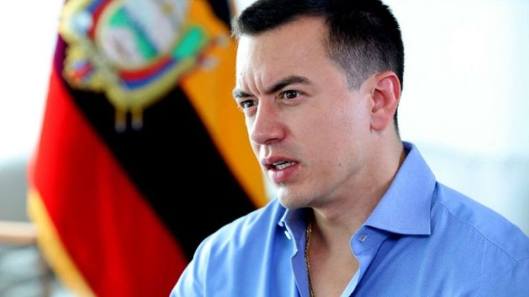 Daniel Noboa convoca a consulta popular para una Asamblea Constituyente en Ecuador