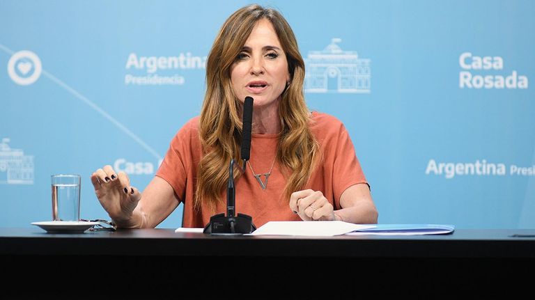 Victoria Tolosa Paz 20221118