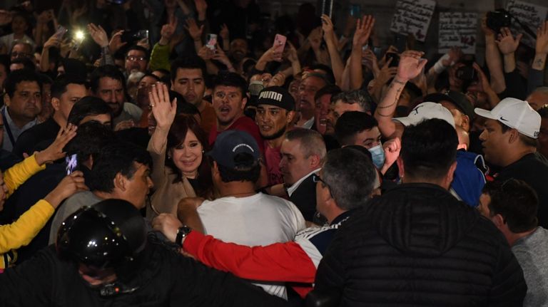 cristina kirchner recoleta g_20220826