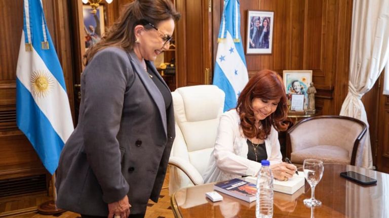 Xiomara Castro cristina kirchner g_20230124