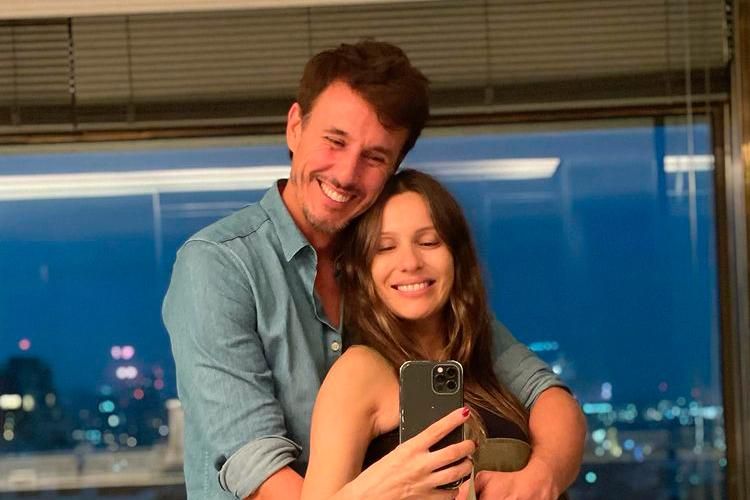 Pampita y Roberto García Moritán