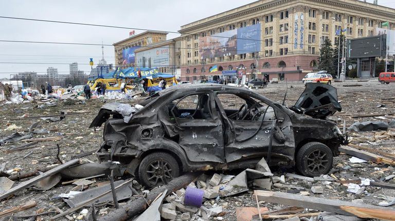 Bombardeo ruso a la ciudad de Járkov 20220301