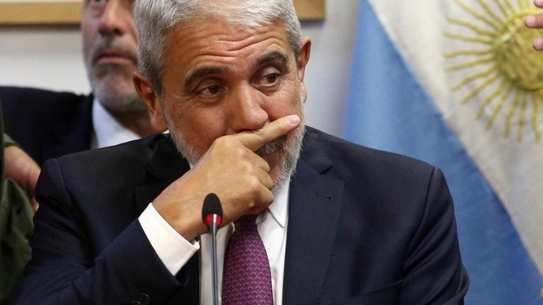 El ministro de Seguridad, Aníbal Fernández, asiste a la Comisión de Seguridad Interior de la Cámara de diputados