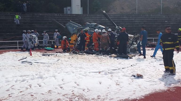 choque de dos helicópteros militares en Malasia