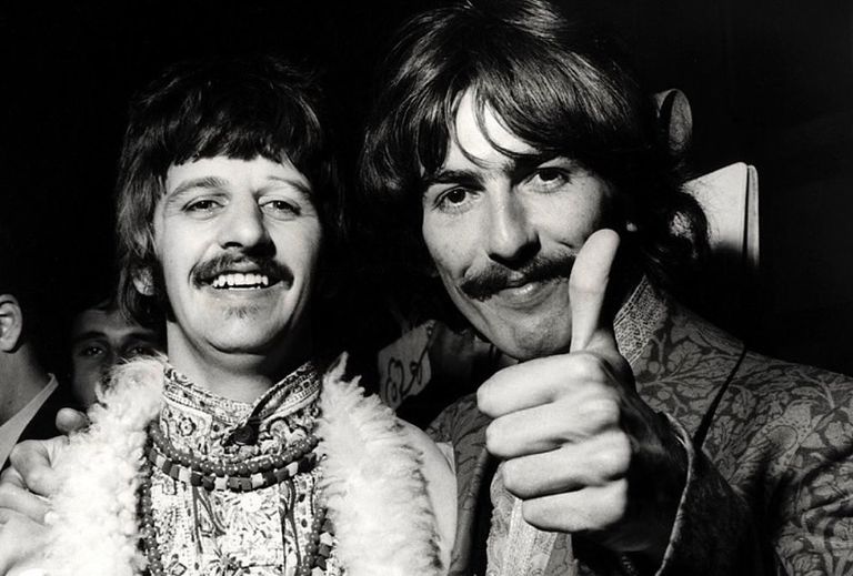 George Harrison y Ringo Starr