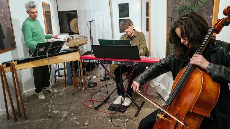 The Orpheists, la banda fundada por Edo Costantini en 2019, sigue creciendo con nuevos desafíos.
