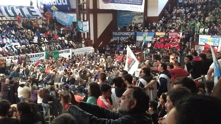 Plenario CGT y CTA