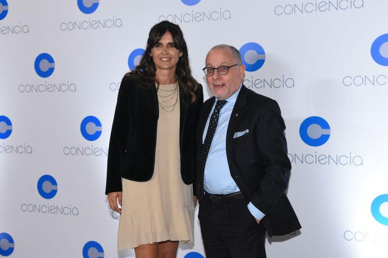 politicos cena fundacion conciencia 2019