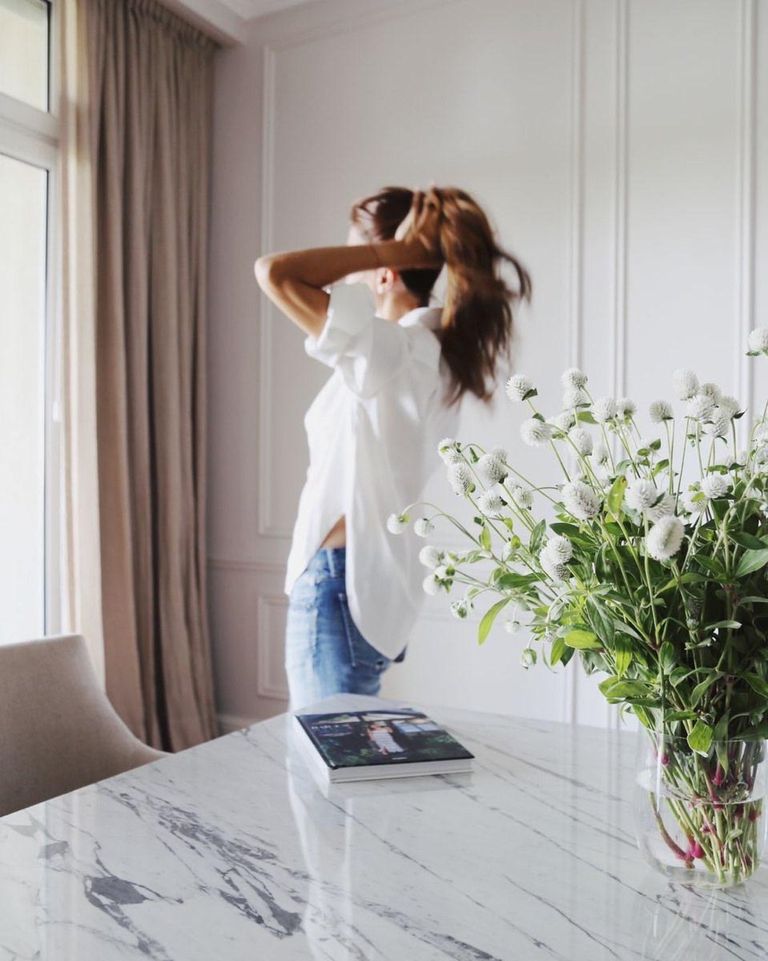 Juliana Awada en su casa de la Patagonia