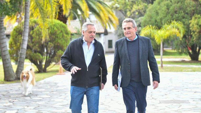 Alberto Fernández Agustín Rossi g_20220604