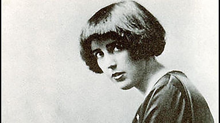 Louise Bryant 20201211