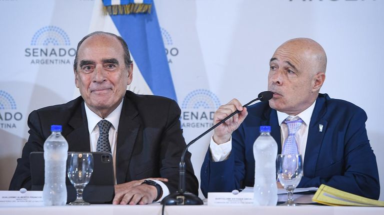 tratamiento de ahora en el Senado por la ley bases
