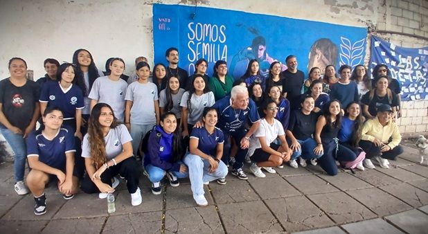 Familia femenino de Juniors