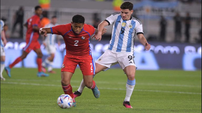 FÚTBOL-ARGENTINA-PANAMÁ 20230323