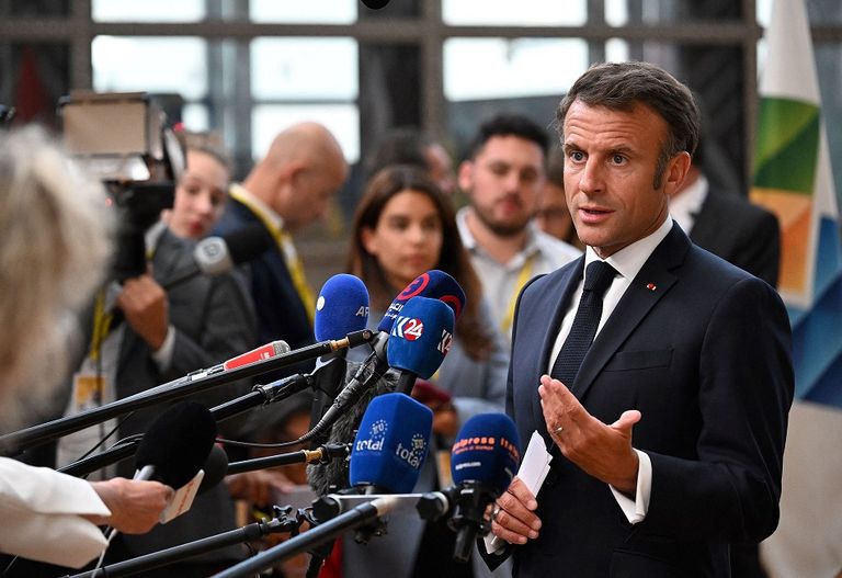 Emmanuel Macron Cumbre Bruselas