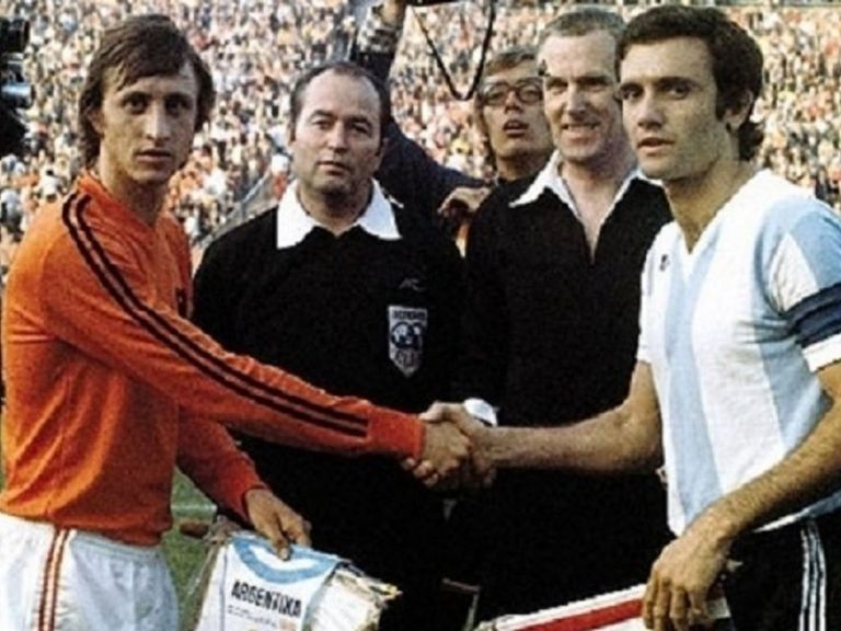 Cruyff y Perfumo