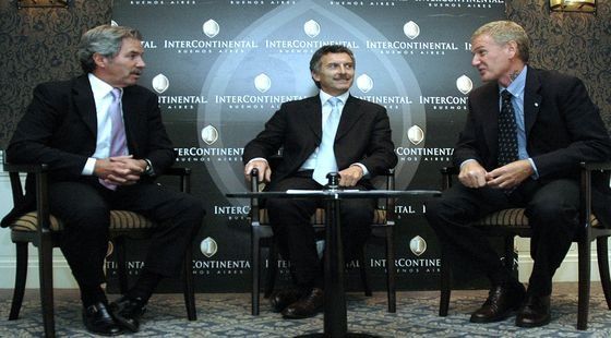 Macri_sola_Denarvaez_20190212