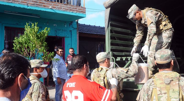 ENTREGA DE COMIDA LA MATANZA