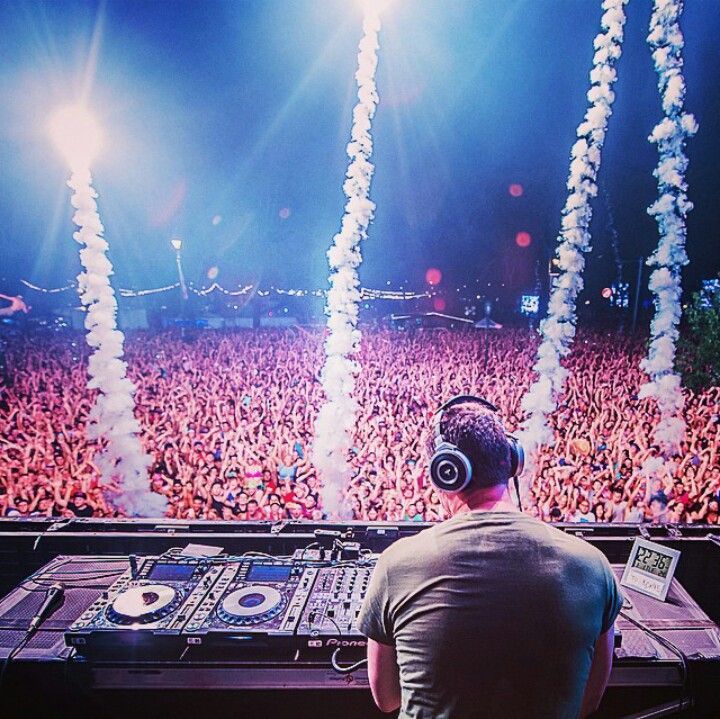 1230_tiesto