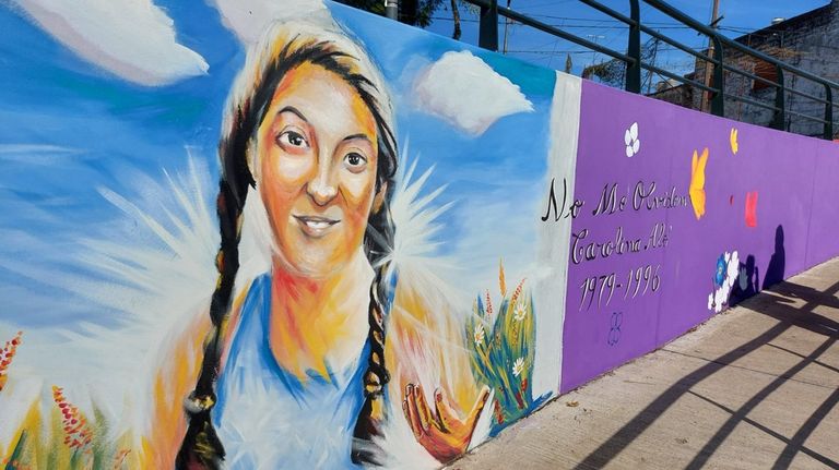 Carolina Aló Mural
