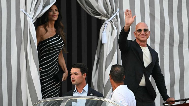 Jeff Bezos y Lauren Sánchez Boda 20250625