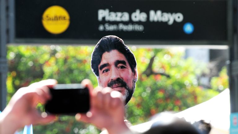 Cobertura histórica en Perfil tras la muerte de Maradona. Cronología del adiós.