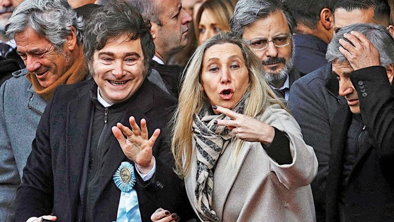 Javier Milei y Karina Milei