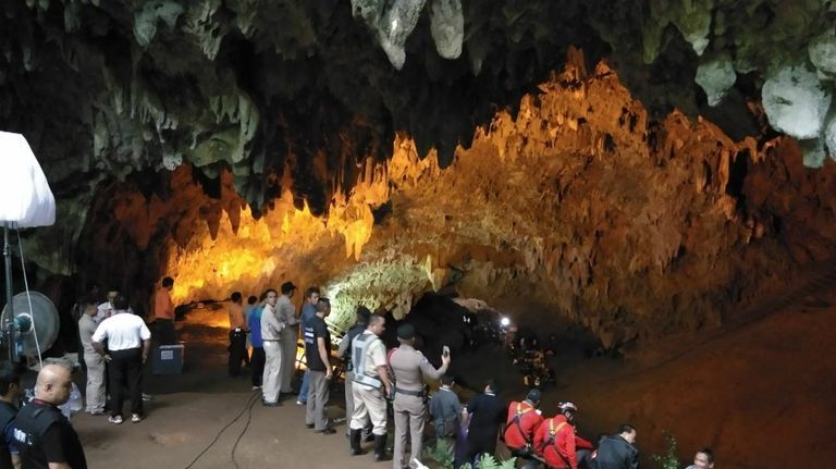 niños cueva tailandia 20180627