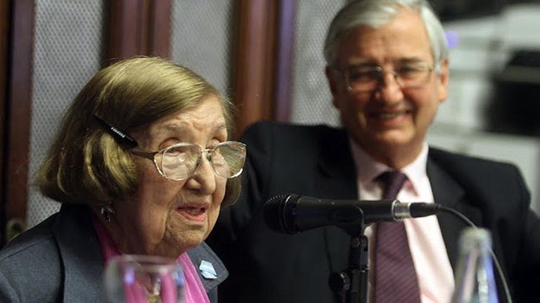 Elena Tchalidy 20220104