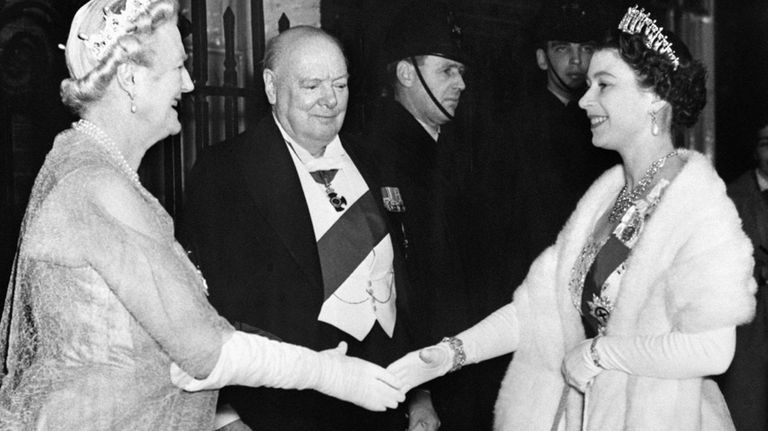 primeros ministros reina isabel ii