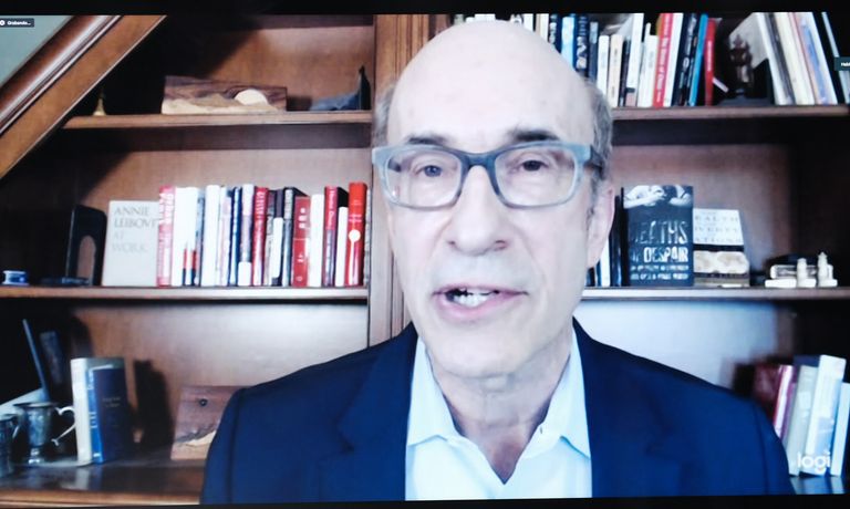 ENTREVISTA FONTEVECCHIA CON KENNETH ROGOFF