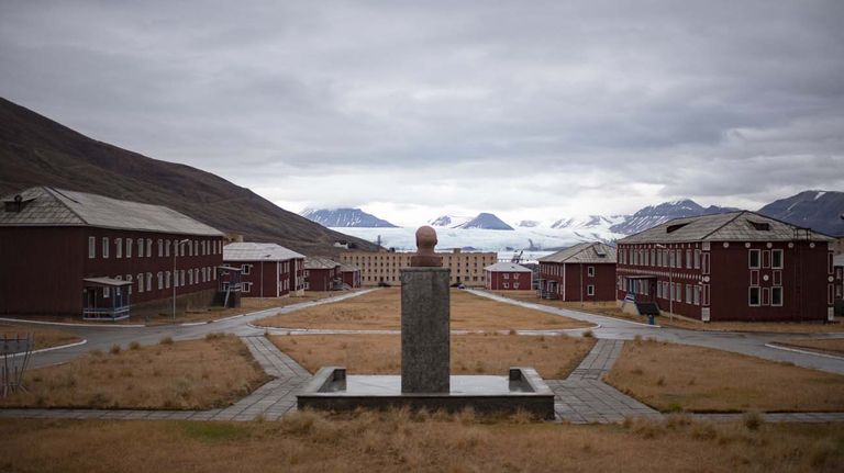 Ciudad de Pyramiden 20220207