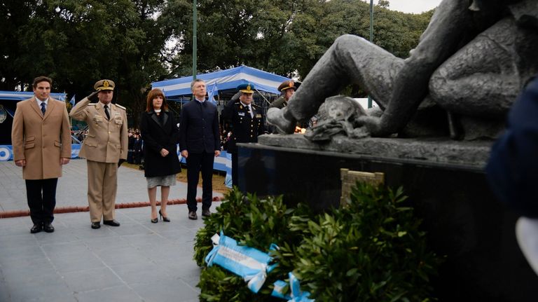 Macri Bullrich caídos