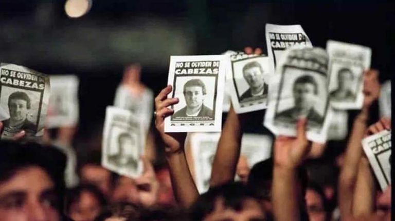  Netflix anunció el estreno de El Fotógrafo y el Cartero, el crimen de Cabezas 20220407