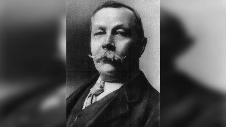 Arthur Conan Doyle 20220706