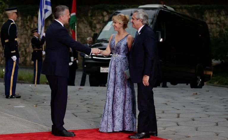 El look de gala que lució Fabiola Yáñez en Los Ángeles