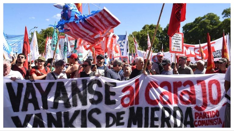 Marcha contra intervención de Trump en Venezuela en Argentina
