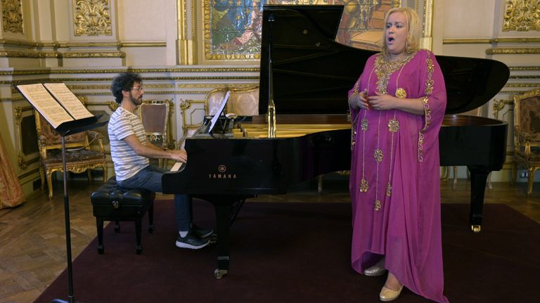 María Castillo de Lima, la primera soprano transexual que brilla en el Teatro Colón