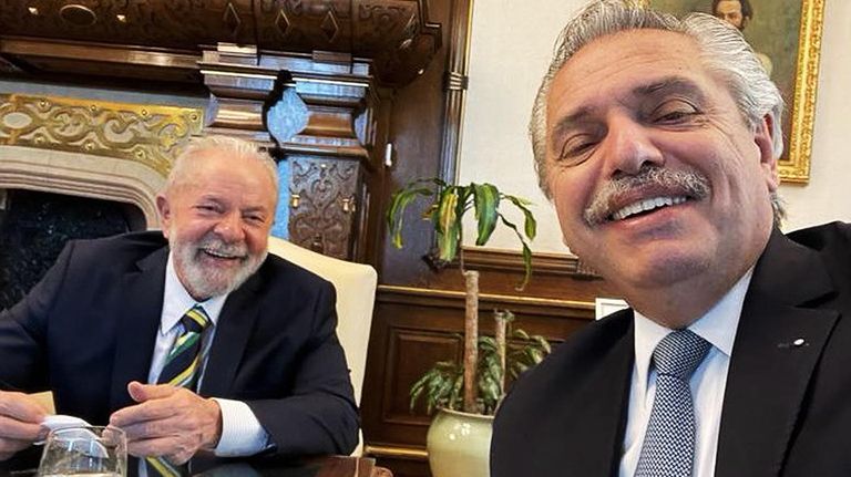 Alberto y Lula 20221031