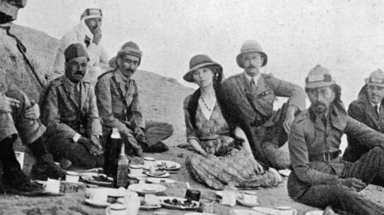 Gertrude Bell, escritora, antropóloga británica-20210602