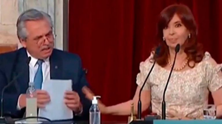 gestos Cristina Asamblea legislativa 20210203