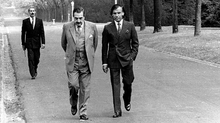 Raúl Alfonsín y Carlos Menem
