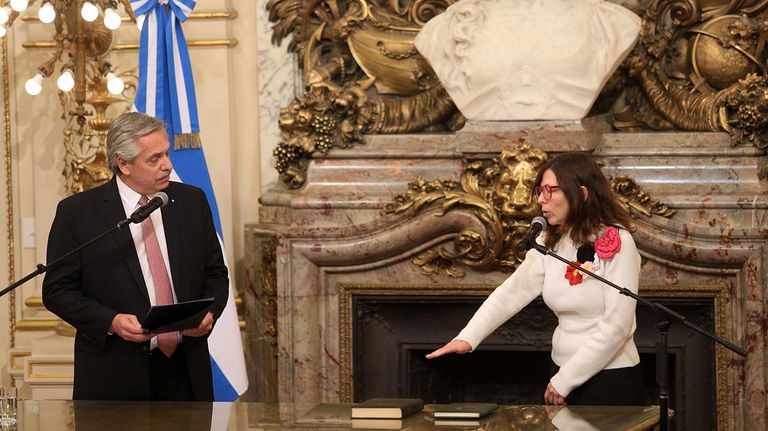 Batakis nueva ministra de economía 20220704