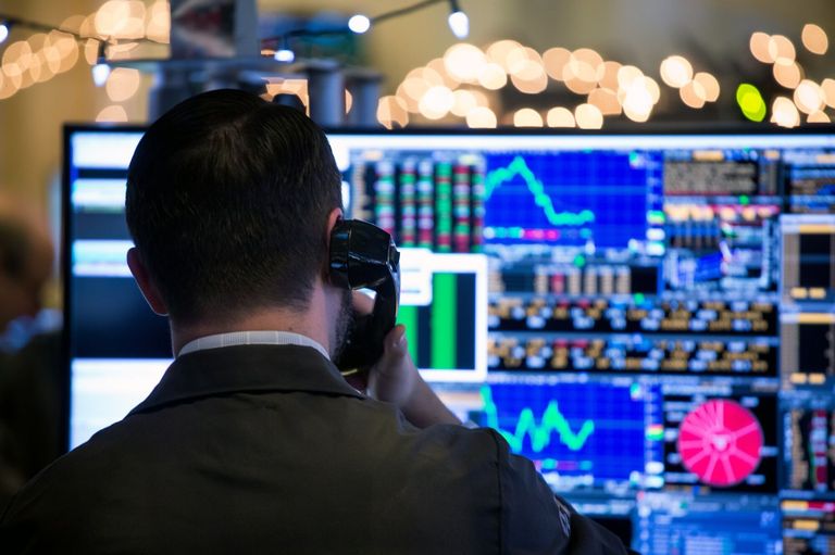 Trading On The Floor Of The NYSE As U.S. Stocks Drop To Start New Year